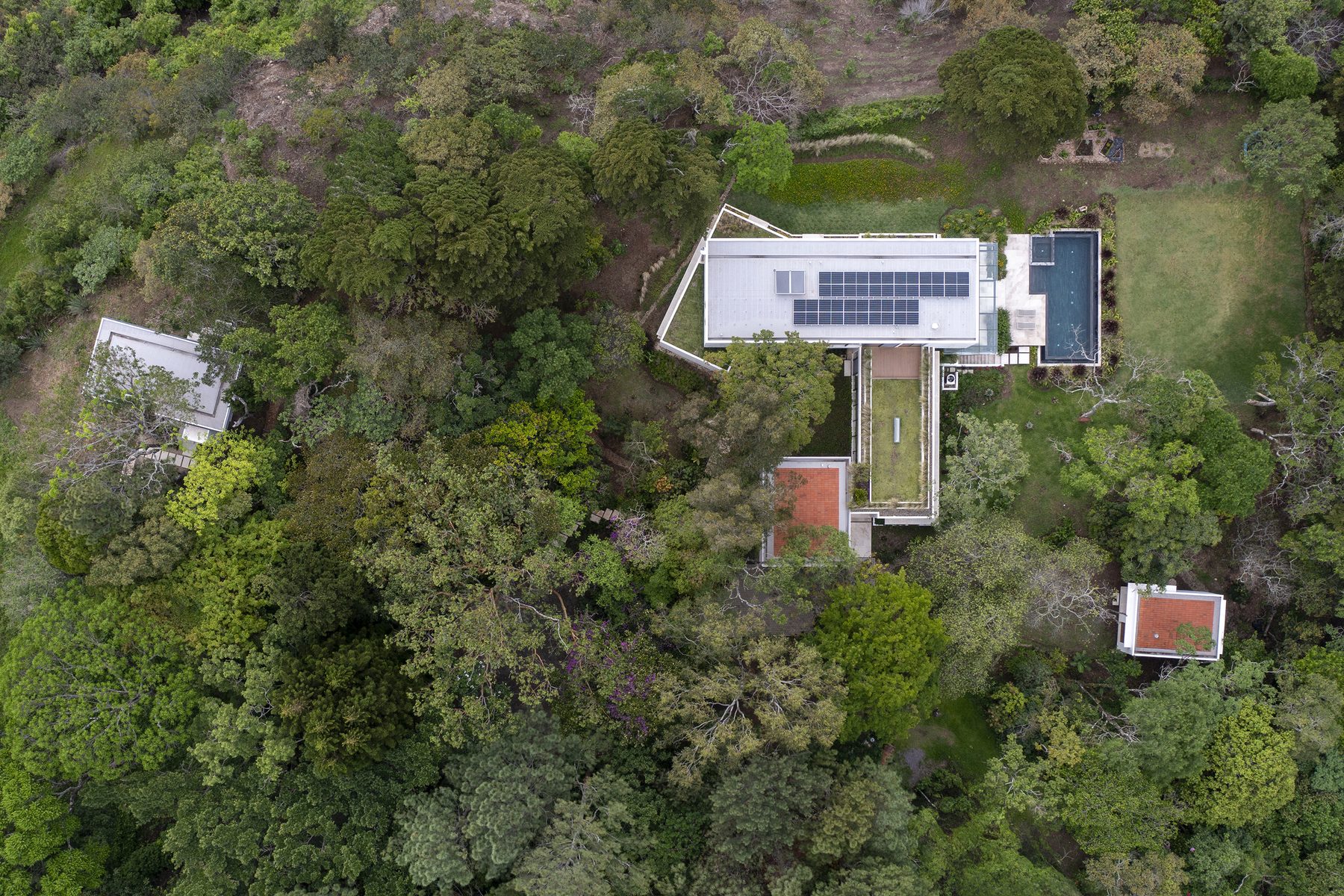 Claro del Bosque — residential architecture, Escazú, Costa Rica